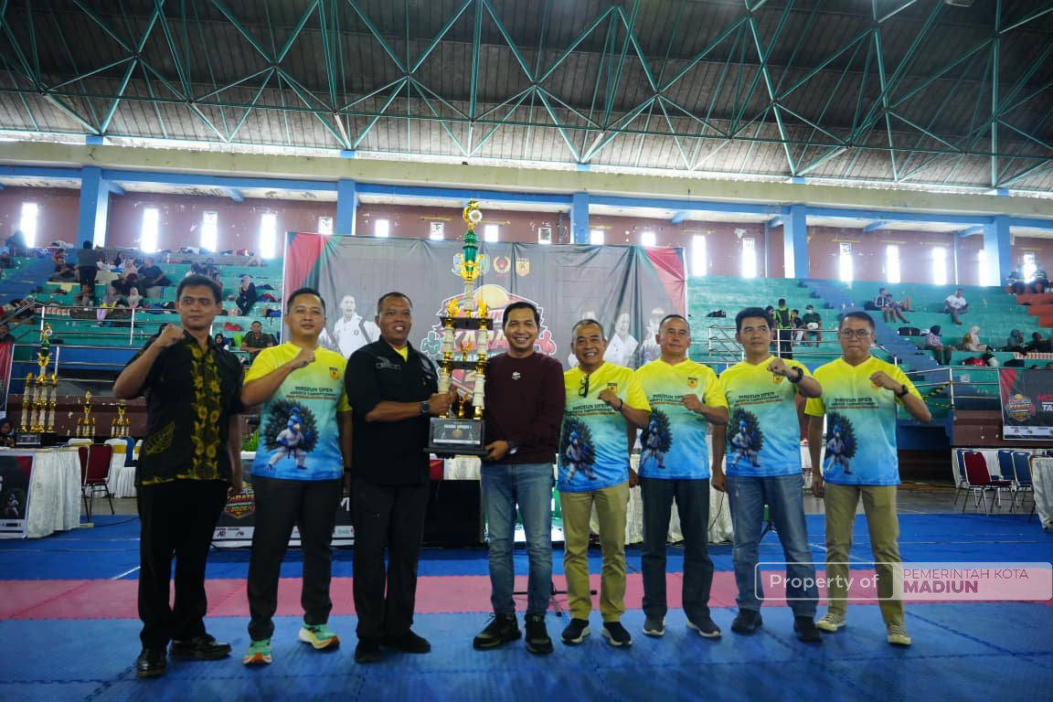 Buka Madiun Open Karate Championship 2026, Plt Wali Kota Berharap Turnamen Cetak Atlet Berprestasi