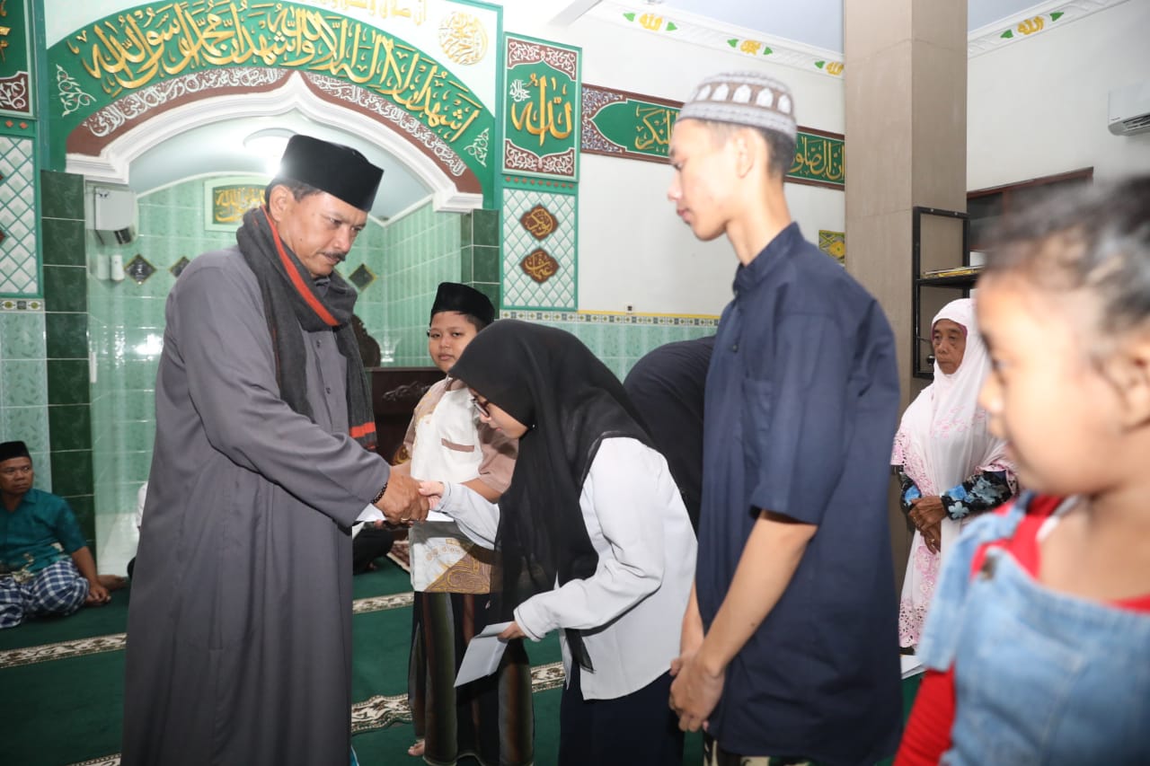 Safari Ramadan Salat Tarawih di Masjid Baiturrahman, Wali Kota Juga Resmikan Masjid Tempat Kegiatan