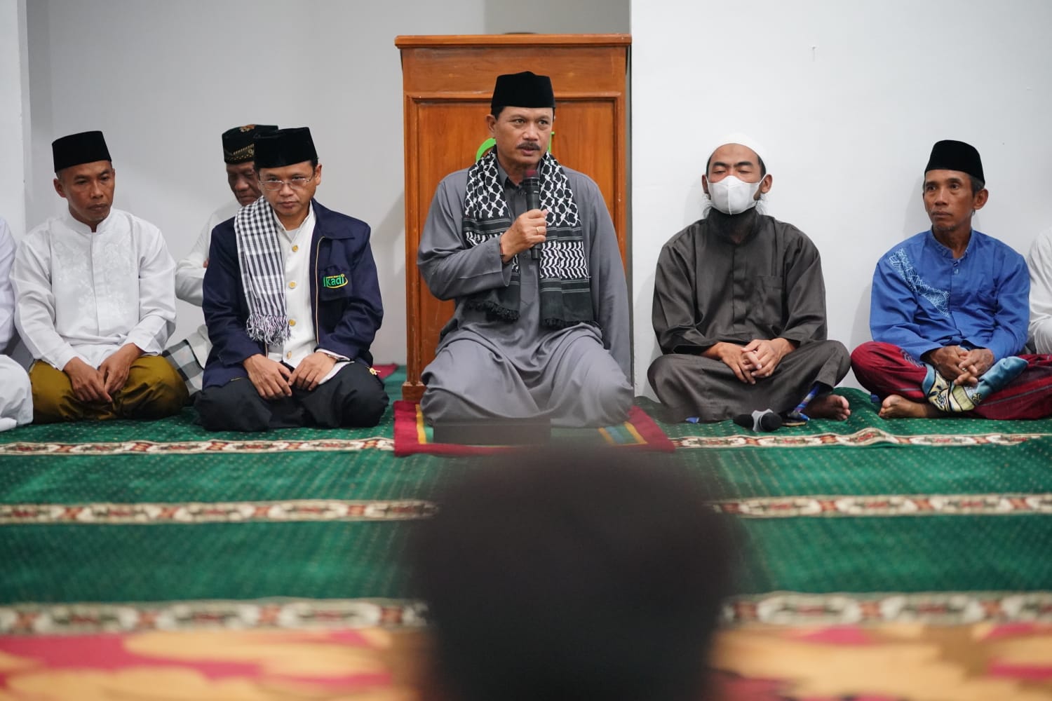 Safari Ramadan di Masjid Ar-Raudhah, Wali Kota Salurkan Bantuan Sampai Sosialisasikan Persiapan Lebaran