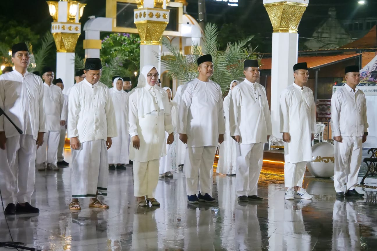Lantik Delapan Pejabat Pimpinan Tinggi, Wali Kota : yang Kosong Segera Kita Isi