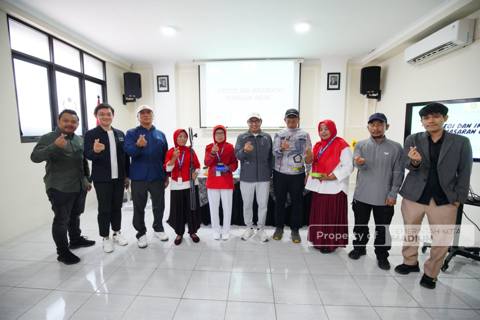 Gelar Pelatihan UMKM, Plt Wali Kota Dorong Pelaku Usaha Naik Kelas Lewat Digitalisasi