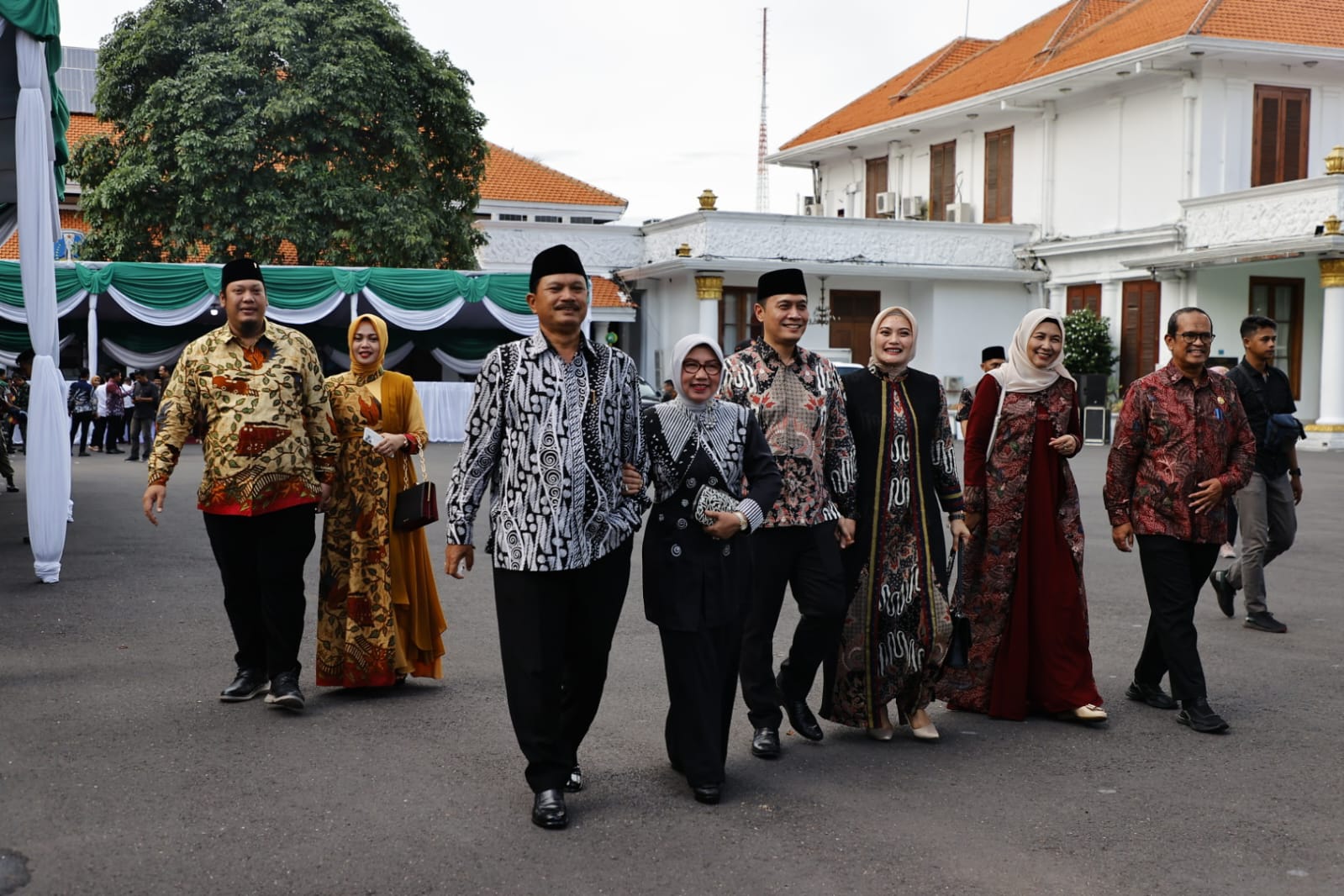 Gubernur Khofifah Gelar Halal Bihalal, Wali Kota Turut Hadir Di Grahadi