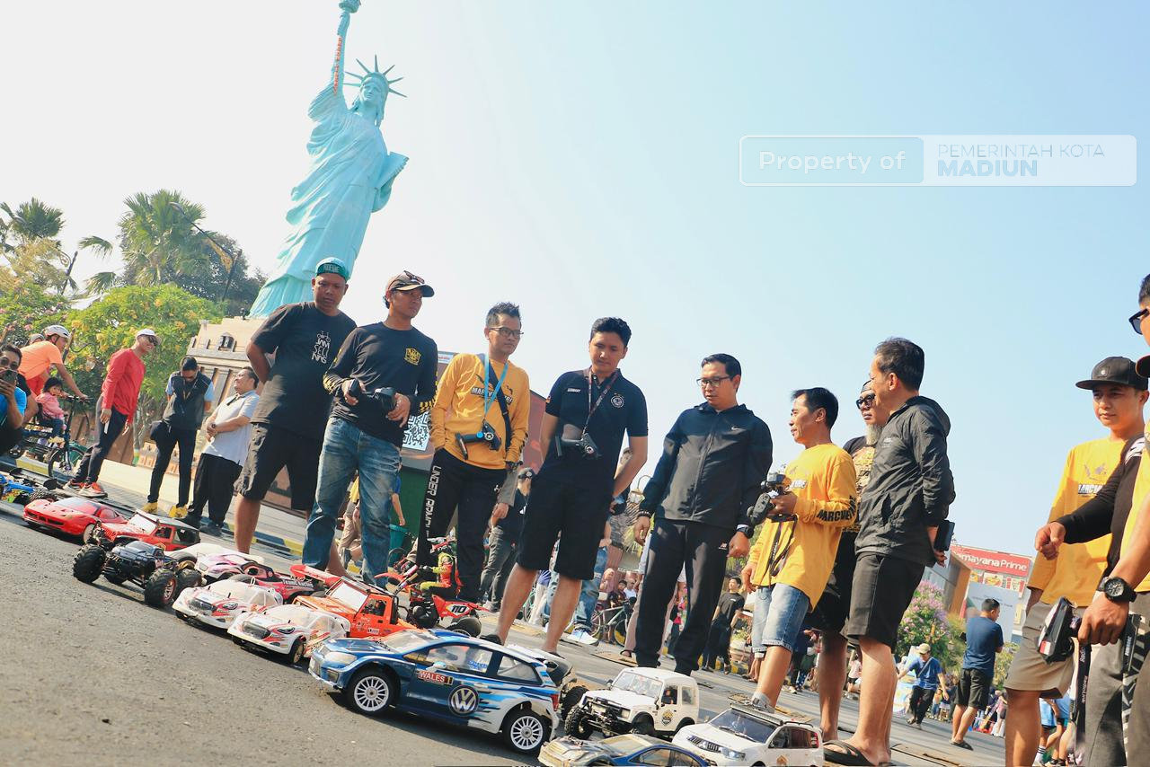 CFD Hari Pertama, Jalan Pahlawan Jadi Ruang Berbagai Aktivitas Olahraga