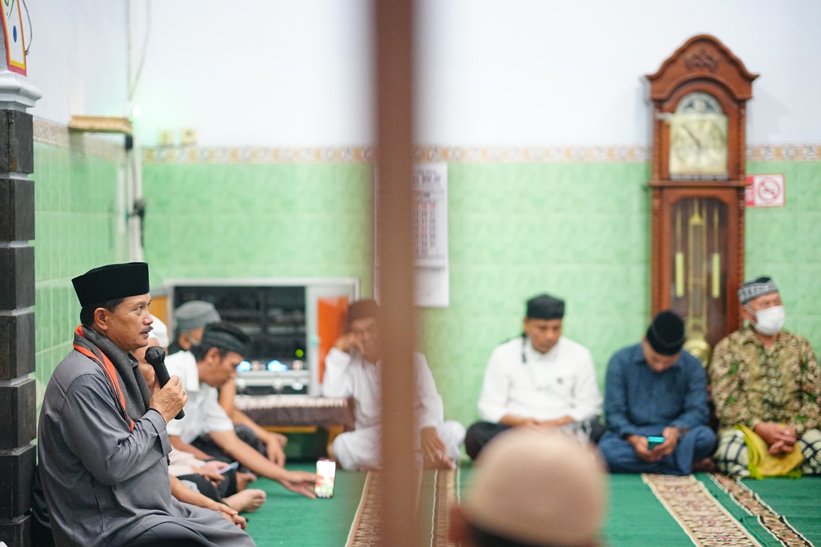 Lewat Shalat Isya Berjamaah, Wali Kota Ajak Warga Dukung Pembangunan Kota