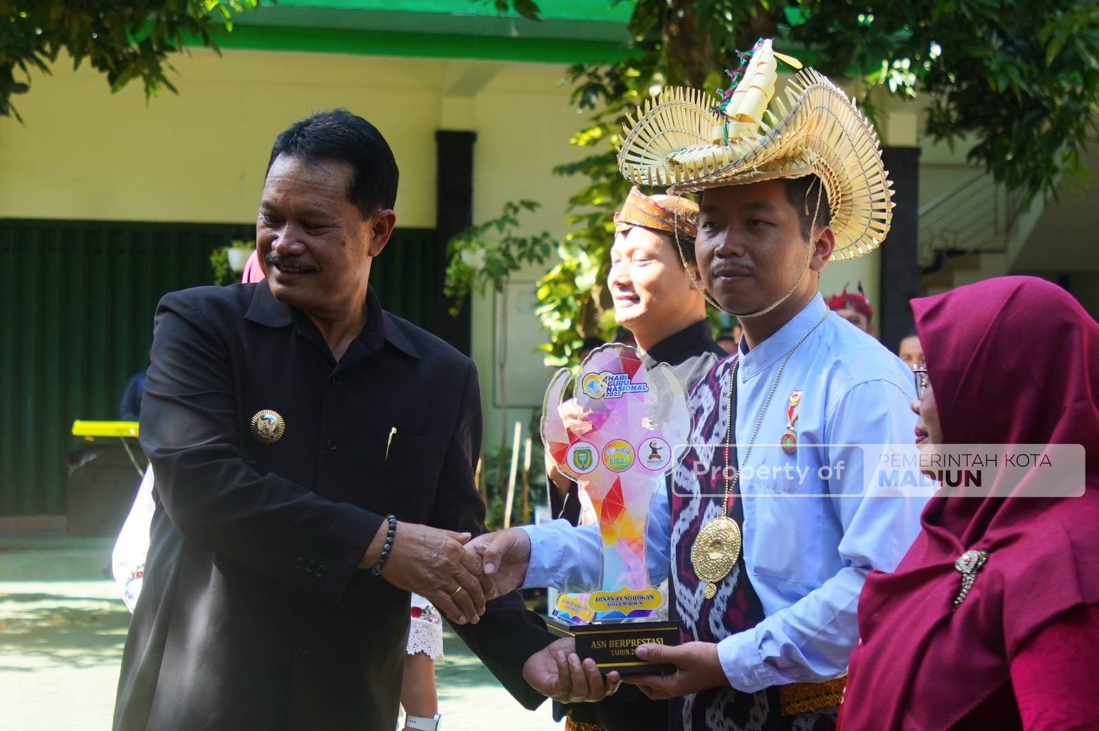 Pimpin Apel Hari Guru Nasional, Wali Kota Harap Guru Terus Perkuat Fondasi Kota Cerdas
