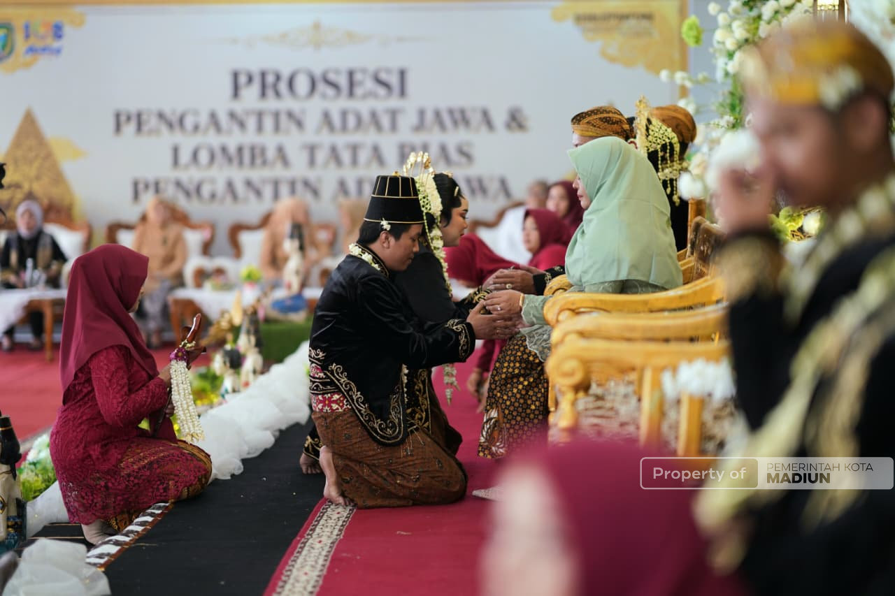 Lestarikan Warisan Budaya, Pemkot Madiun Hadirkan Prosesi Akad Nikah dan Lomba Tata Rias Pengantin Adat dalam Rangka HUT ke-108