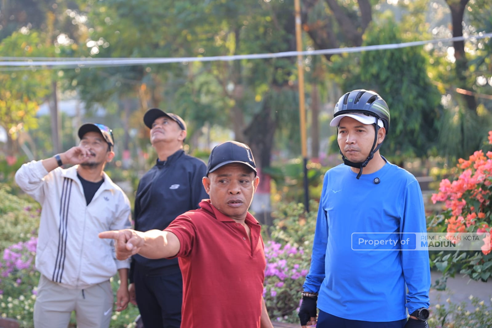 Plt Wali Kota Gowes Cek Fasum Lagi, Alun-alun Hingga Makam Eyang Suro Bakal Tersentuh Pembangunan