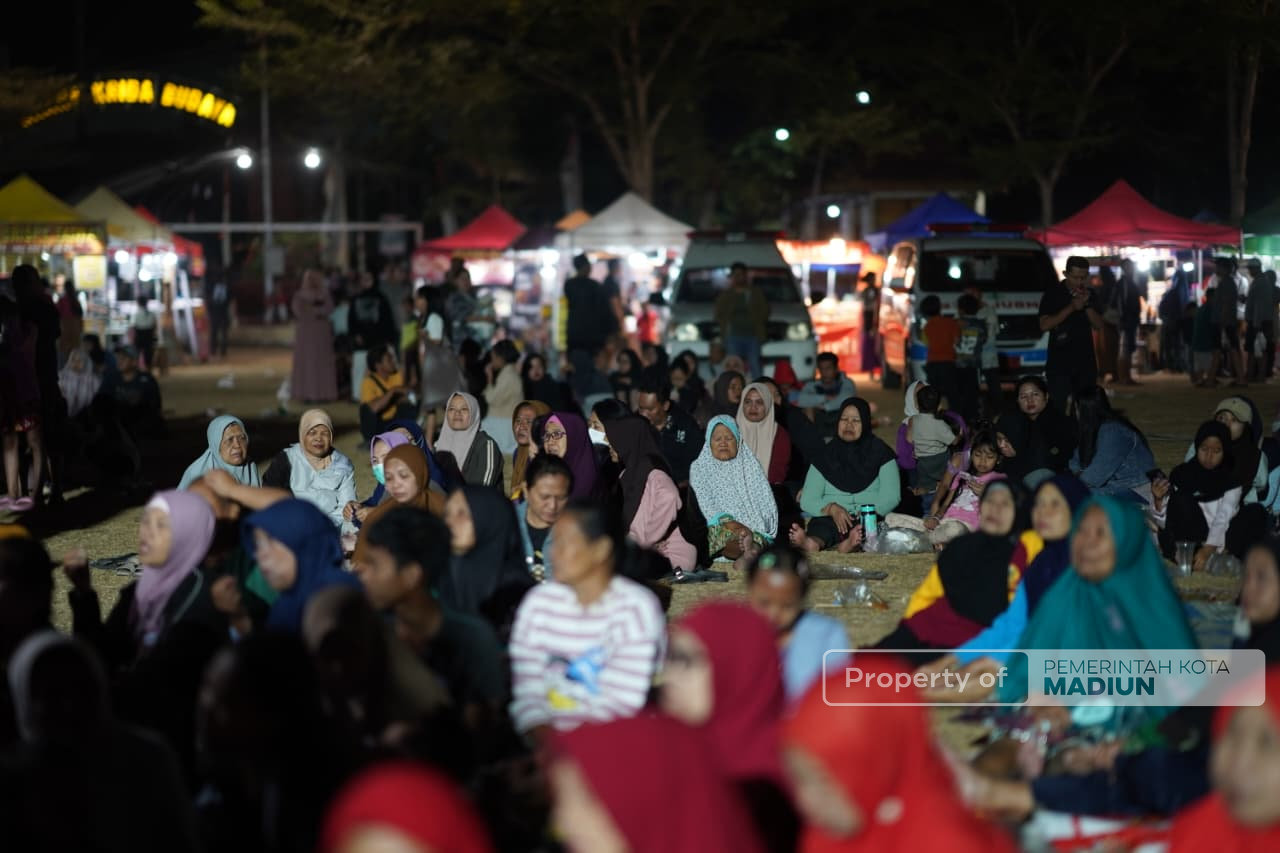 Dari Panggung Seni, Plt Wali Kota Dorong Budaya Jadi Penggerak Ekonomi Kelurahan