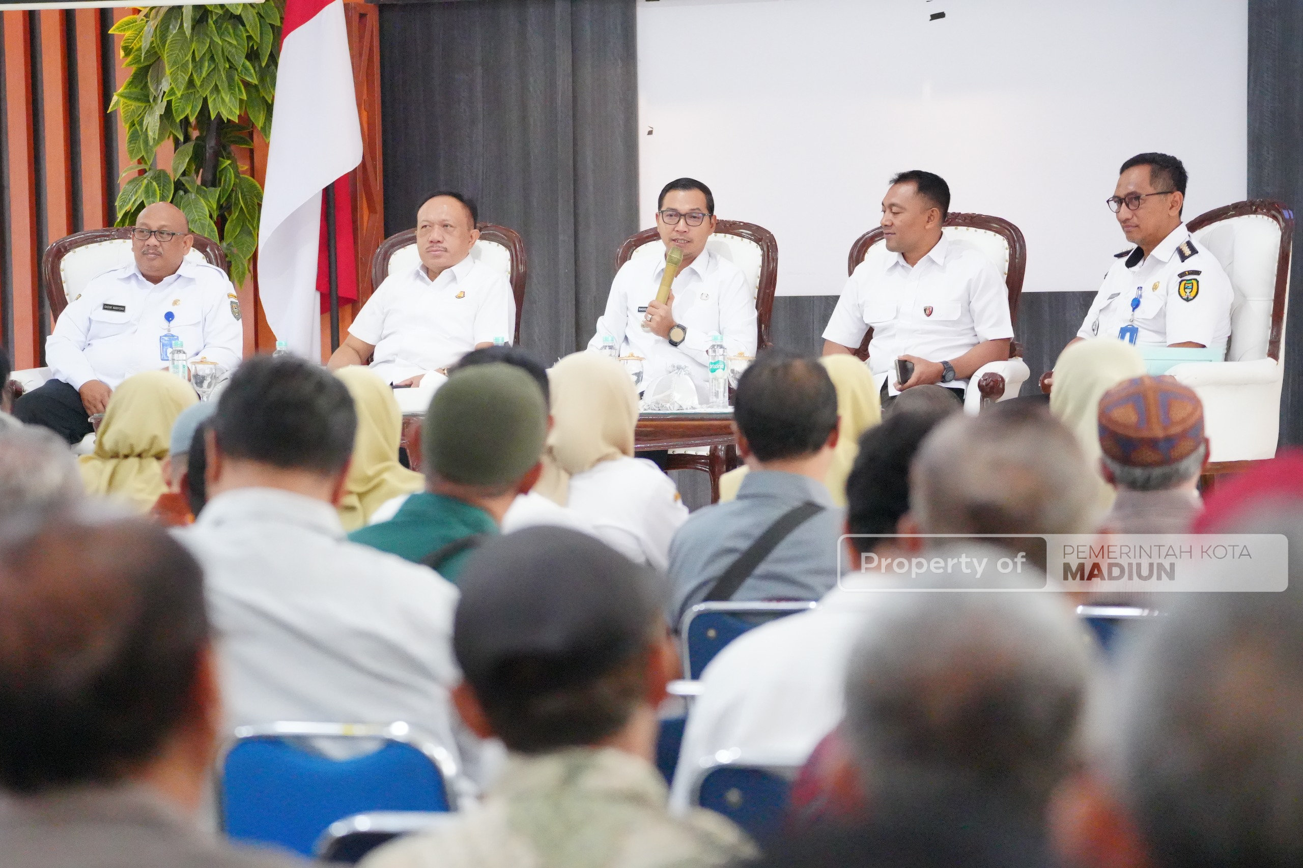 Sampah Harus Beres dari Rumah, Ini Pesan Plt Wali Kota ke Pokmas