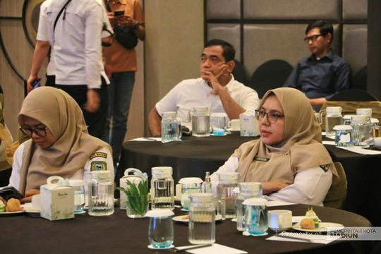 Plt Wali Kota Madiun Perkuat Pengendalian Inflasi dan Digitalisasi untuk Dorong Pertumbuhan Ekonomi