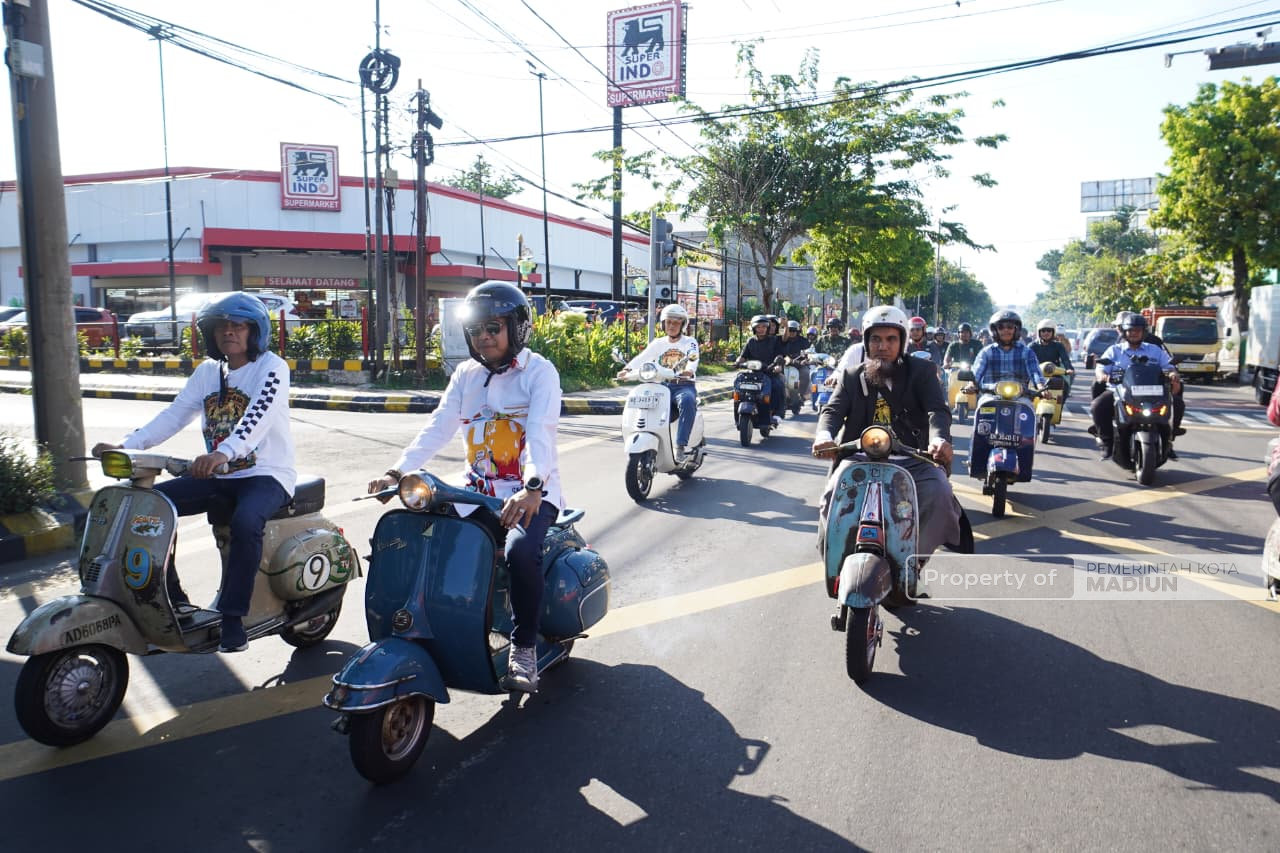 Black Scooter Gagak Rimang Jadi Pembuka Rangkaian HUT ke-108 Kota Madiun