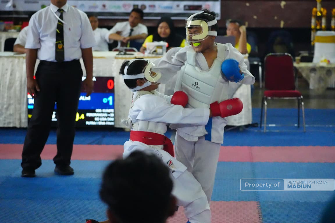 Buka Madiun Open Karate Championship 2026, Plt Wali Kota Berharap Turnamen Cetak Atlet Berprestasi