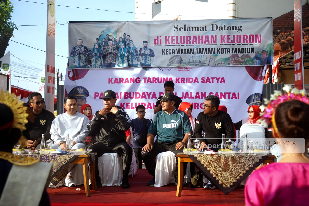 Pawai Budaya Kelurahan Kejuron Semarak, Wali Kota Maidi Tekankan Kekompakan sebagai Kekuatan Kota Pendekar