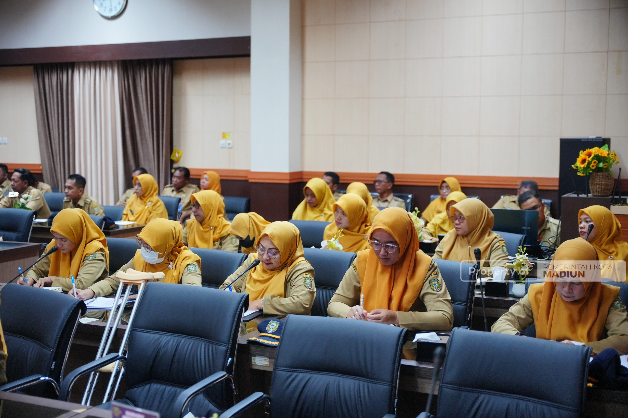 Rapat Dinas Pejabat, Plt Wali Kota Madiun Minta OPD Konsisten Eksekusi Program dan Rencana Kerja