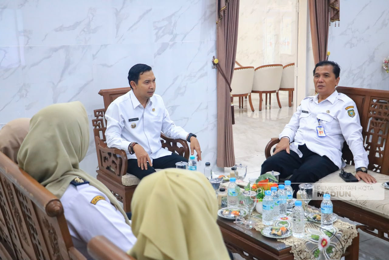 Kurangi Timbulan Sampah Organik, Plt Wali Kota Madiun Jajaki Inovasi Berbasis Maggot