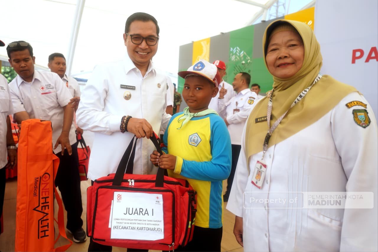 HUT ke-81 PMI, Plt Wali Kota Madiun Dorong Penguatan Jiwa Kemanusiaan Sejak Usia Sekolah