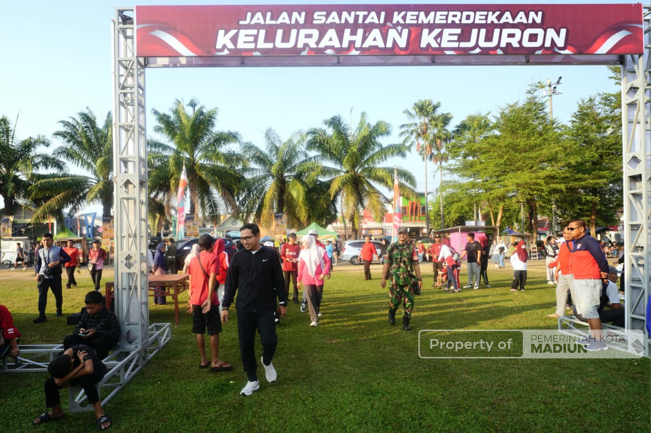 Plt Wali Kota Madiun Hadiri Blusukan Kampung Bangkit, Warga Gulun Antusias Ikuti Jalan Santai
