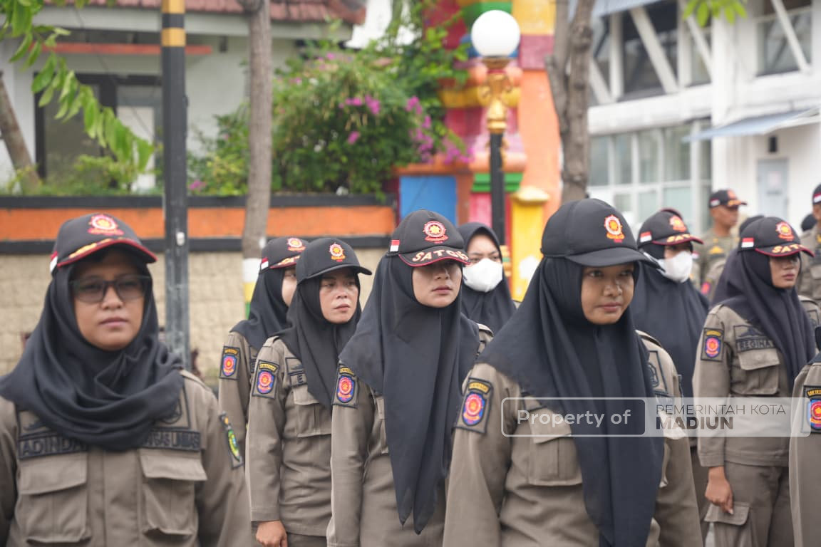 Apel Satgas Tahun Baru 2026, Wawali Ajak Wujudkan ‘Madiun Berkilau’ yang Nyaman dan Aman
